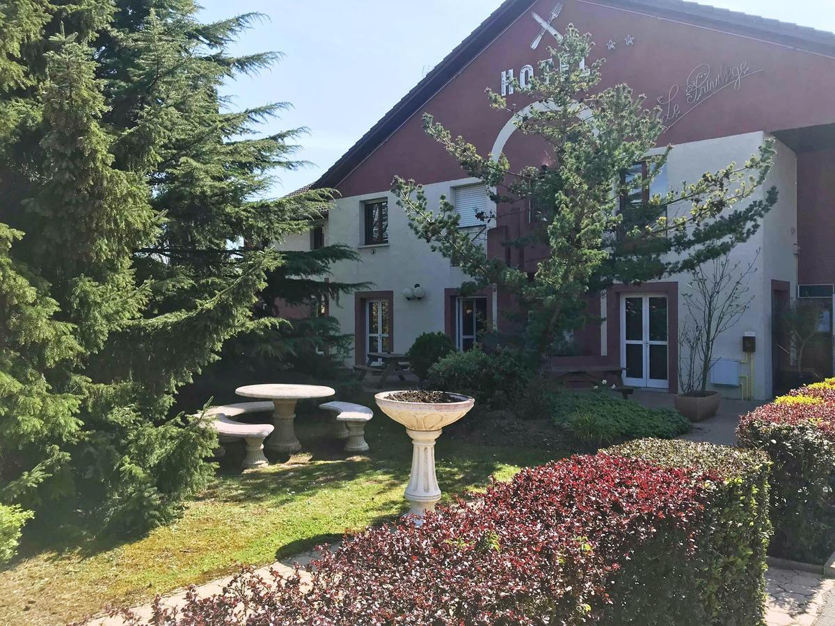 Hotel Restaurant Le Privilege - Authentic By Balladins Verdun-sur-Meuse Exterior photo